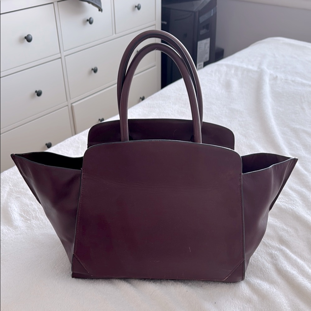 Auxiliary purse